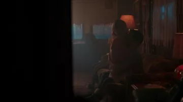 Jughead Jones ( Cole Sprouse) Calcetines de pizza en Riverdale S02E11