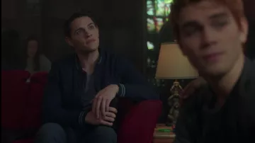 Le bomber Ted Baker de Kevin Keller (Casey Cott) dans Riverdale S02E12
