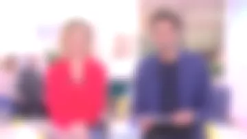 La camisa roja de lunares de Maya Lauqué en La quotidien del 17/01/2018