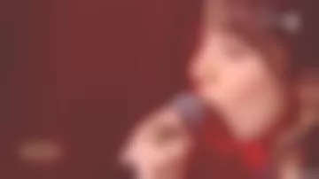 El anillo de abejas de Nolwenn Leroy en Destino Eurovisión del 27/01/2018