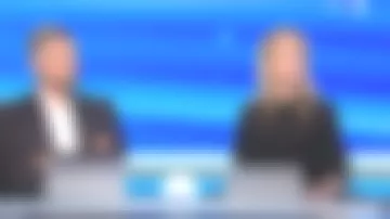 Vestido de terciopelo bordado de lobo de Sidonie Bonnec en Tout le monde à son mot à dire del 06/02/2018