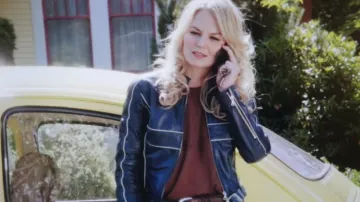 outfits and fashion from Episode S4E1 