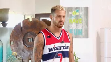 Le maillot des Washington Wizards de Raphael dans La villa des coeurs brisés 3