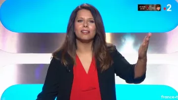 The blouse red V-neck Myriam Seurat Motus of the 09/02/2018