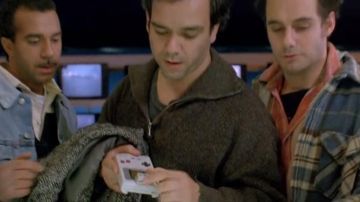 The Game Boy classic Nintendo seen in the movie The three brothers