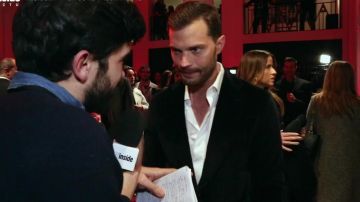 The blazer in velvet black Christian Grey (Jamie Dornan) in 50 minutes inside the 11.02.18