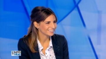 Camisa estampada de Alice Darfeuille en L'info du vrai del 12/02/2018