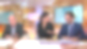 La chemise brodée de Marion Ruggieri dans C à vous du 19/01/2018