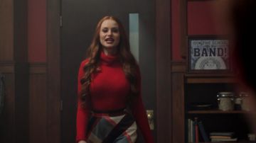 Le pull col roulé rouge de Cheryl Blossom (Madeleine Petsch) dans Riverdale S01E09