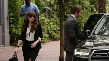 Dolce & Gab­bana Sunglasses worn by Anastasia Steele (Dakota Johnson) as seen in Fifty Shades Freed