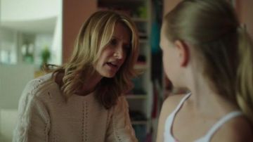 Renata Klein (Laura Dern) Phillip Lim Suéter Blanco 3.1 en Gig Little Lies S01E05