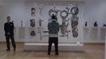 Jean jacket with inside fur of Eric Killmonger (Michael B. Jordan) in a Black Panther