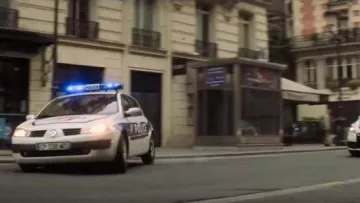 Renault Megane II de la Police française, comme on le voit dans Mission: Impossible - Fallout
