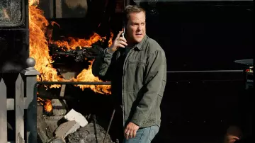 The Khaki jacket military Carhartt Jack Bauer (Kiefer Sutherland) in 24 hours chrono S06E10