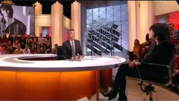 Ankle boots Yves Saint Laurent of Charlotte Gainsbourg in the show Daily of 16 November 2017