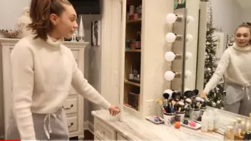 Le pull en laine beige de Maddie (Maddie Ziegler) dans Dance Moms