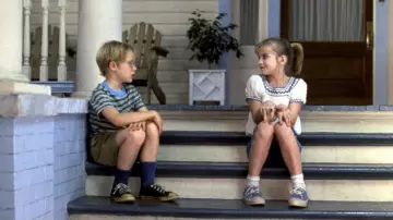 Sneakers Converse vintage Thomas J. Sennett (Macaulay Culkin) in My Girl