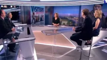 La película Les visiteurs, la révolution presentada en Jt de tf1