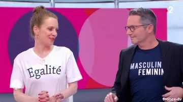 Le t-shirt Masculin Féminin de David Galley dans C'est au programme du 08/03/2018
