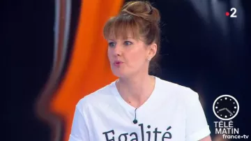 Le t-shirt Egalité de Isabelle Chalençon dans Télématin du 08/03/2018
