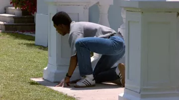 Adidas Country Sneakers worn by Axel Foley (Eddy Murphy) as seen in Beverly Hills Cop