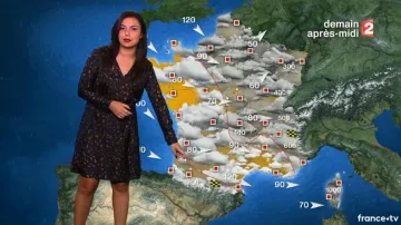 La robe en twill de soie imprimée de Anais Baydemir dans Météo 2 du 26/12/2017