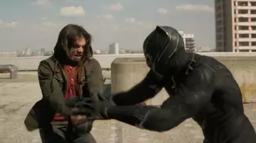 Le costume de Black Panther de T'Challa (Chadwick Boseman) dans Captain America : Civil War