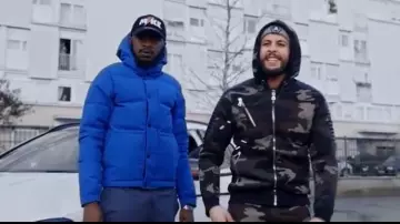 Le blouson camouflage de Hayce Lemsi dans le clip Havana