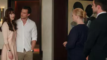 La montre Omega de Christian Grey (Jamie Dornan) dans Cinquante nuances plus claires