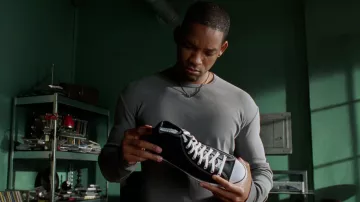 Sneakers black Converse officer Del Spooner (Will Smith) in I, Robot