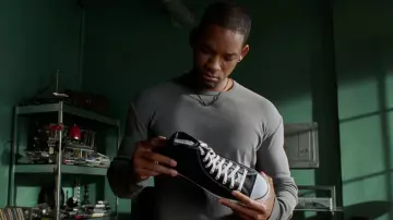 Sneakers black Converse officer Del Spooner (Will Smith) in I, Robot