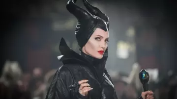 Maleficent's (An­ge­lina Jo­lie) wig from the movie Maleficent