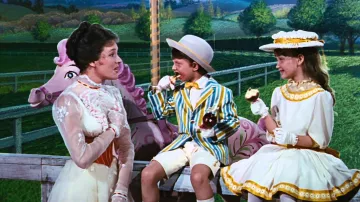 La peluca de Mary Poppins (Julie Andrews) en la película Mary Poppins