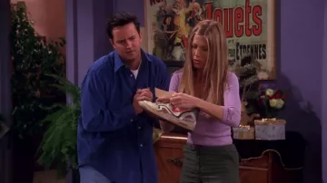 La paire de Nike Air Tech challenge II Hot Lava dans Friends S06E10