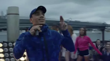 Le survêtement de Mister V dans sa vidéo Clash d'astéroïde