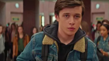 The jean jacket of Simon Spier (Nick Robinson) in Love, Simon
