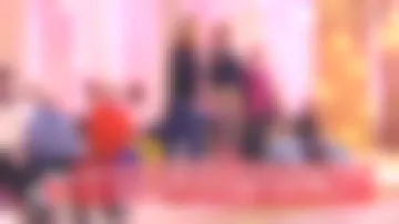 Pants to flowers of Daphne Burki in I love you's etc 19/03/2018