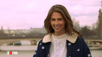 The blouse with flowers in relief of Ophelia Miller in Prohibited Area of the 18/03/2018