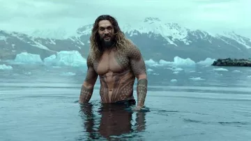 Aquaman (Jason Momoa) cosplay tatouages dans Aquaman