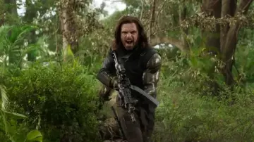 La réplique du bras métallique de Bu­cky Barnes (Se­bas­tian Stan) dans Avengers : Infinity War