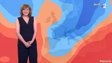 The combination jumpsuit of Valérie Maurice in Weather 2 of the 18/03/2018