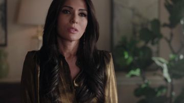 La blouse dorée d'Hermione Lodge (Marisol Nichols) dans Riverdale S02E16