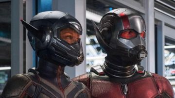 The helmet of Hope van Dyne / the Wasp (Evangeline Lilly) in the Ant-Man and the Wasp