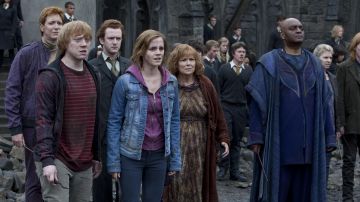 La sudadera rosa de Hermione Granger (Emma Watson) en Harry Potter y las Reliquias de la Muerte Parte 2