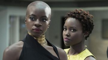 Okoye (Danai Gurira) tribal africain de la bobine comme on le voit dans Black Panther