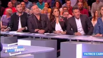 La chaqueta bomber de hombro de flor de Valérie Benaim en #TPMP del 28/03/2018