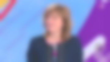 The navy jacket with grommets Valérie Maurice in Télématin from the 30/03/2018