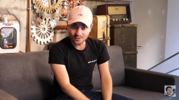 The t-shirt SpaceX black Maxime Chabroud in Amixem