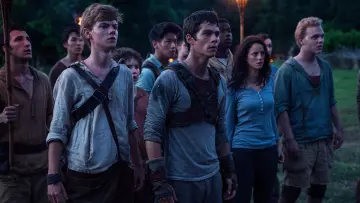 the plastron runner's Thomas (Dylan O'brien) in the maze