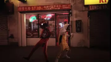 New Freezer : Kendrick Lamar porté un survêtement "parachute" jaune dans le clip du rappeur Rich The Kid